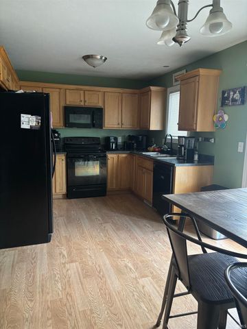 1009 Mallard Drive, Bristol, IN 46507