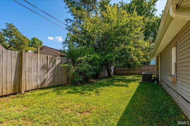 7608 Washington Avenue, Evansville, IN 47715