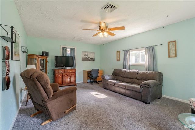 7608 Washington Avenue, Evansville, IN 47715