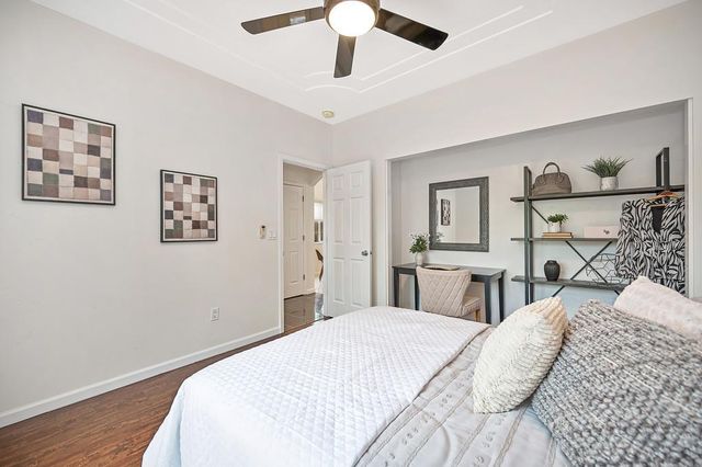 2121 Perkins Way, Sacramento, CA 95818