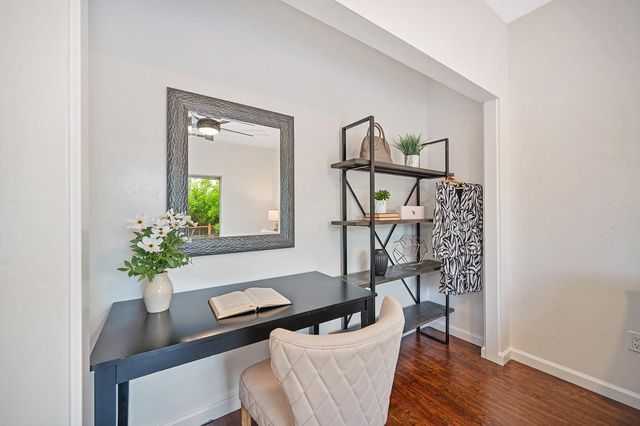 2121 Perkins Way, Sacramento, CA 95818