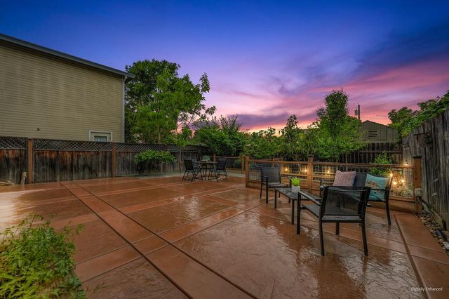 2121 Perkins Way, Sacramento, CA 95818