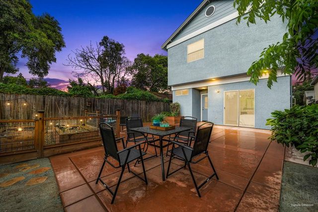 2121 Perkins Way, Sacramento, CA 95818