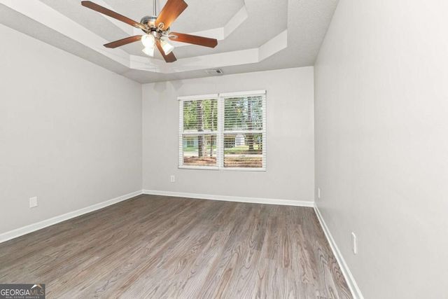 123 Whispering Pine Lane NE, White, GA 30184