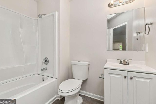 123 Whispering Pine Lane NE, White, GA 30184