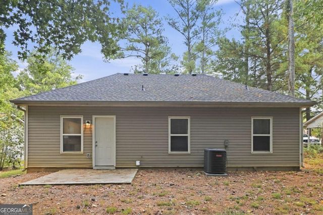 123 Whispering Pine Lane NE, White, GA 30184