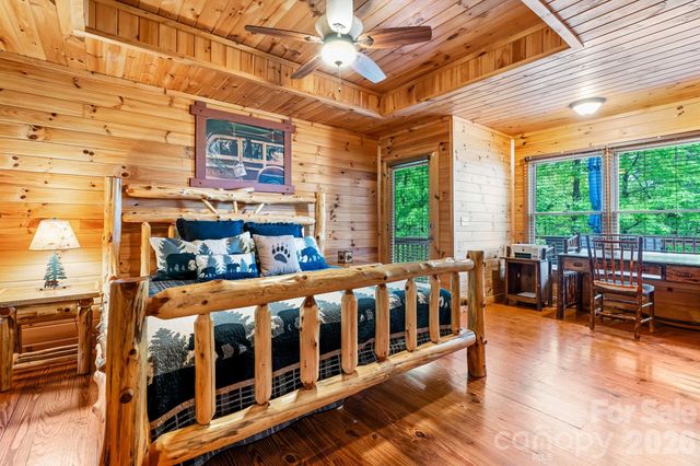 110 Mountain Crest Drive S, Marion, NC 28752