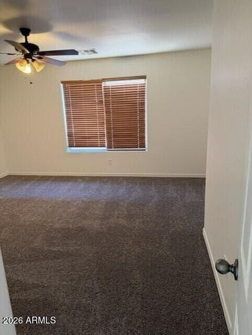 887 W Desert Hills Drive, San Tan Valley, AZ 85143