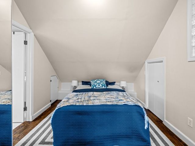 47 R Jamaica 3, Boston, MA 02130