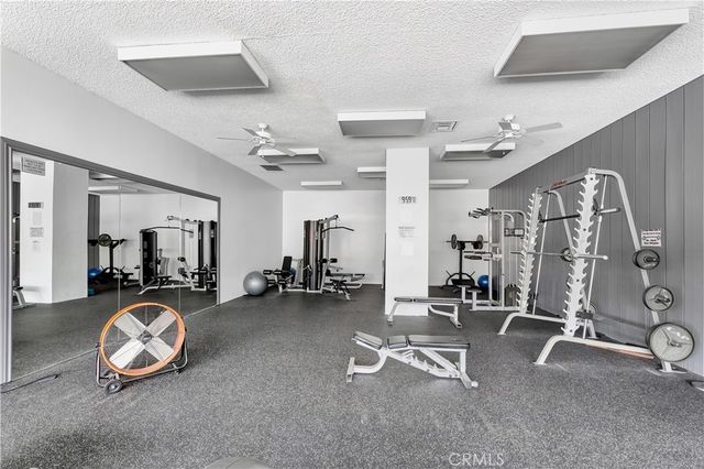 5585 E Pacific Coast HWY 342, Long Beach, CA 90804