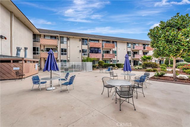 5585 E Pacific Coast HWY 342, Long Beach, CA 90804