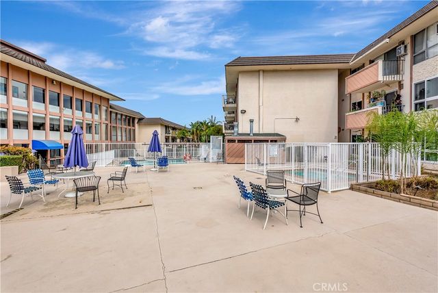 5585 E Pacific Coast HWY 342, Long Beach, CA 90804