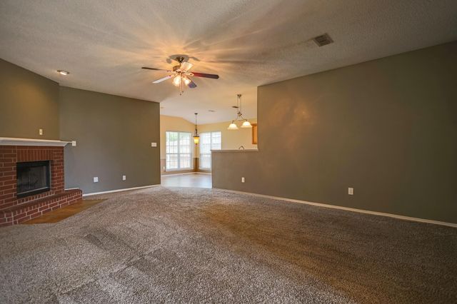 6726 86th Street, Lubbock, TX 79424