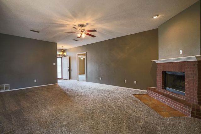 6726 86th Street, Lubbock, TX 79424