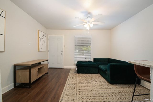 6119 Deep Valley Dr., San Antonio, TX 78242