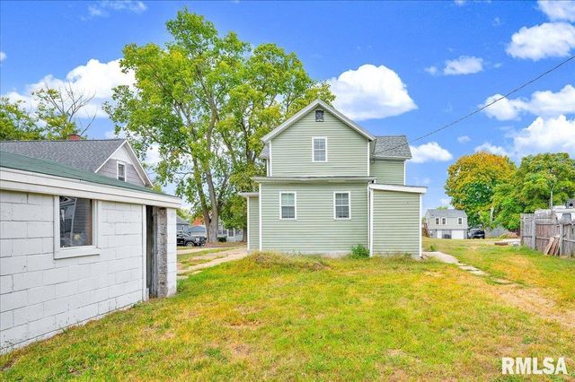 1016 CAROLINE Street, Pekin, IL 61554