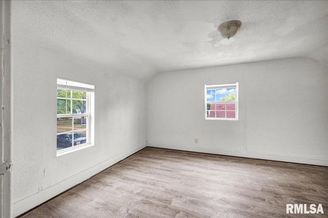 1016 CAROLINE Street, Pekin, IL 61554