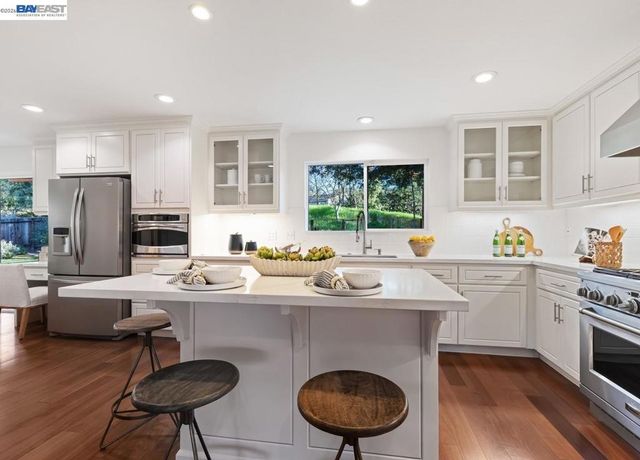 14 14 E Leeds Ct, Danville, CA 94526