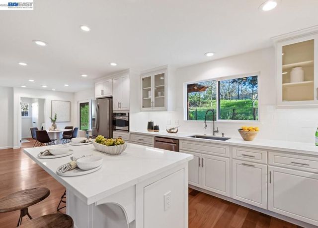 14 14 E Leeds Ct, Danville, CA 94526