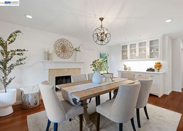 14 14 E Leeds Ct, Danville, CA 94526