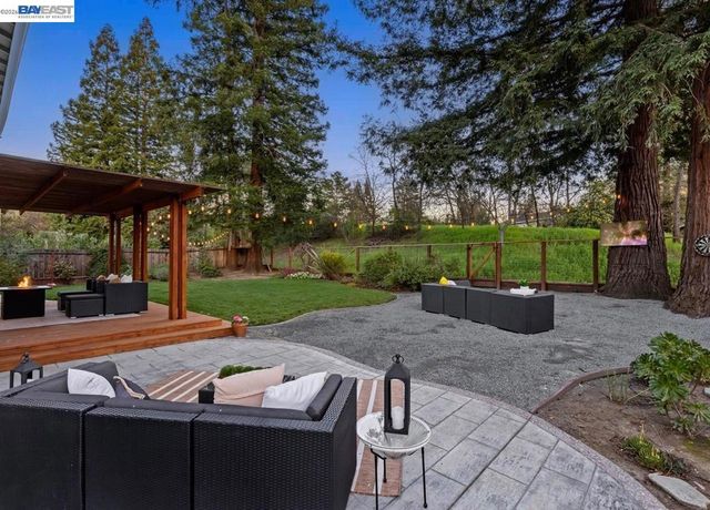 14 14 E Leeds Ct, Danville, CA 94526