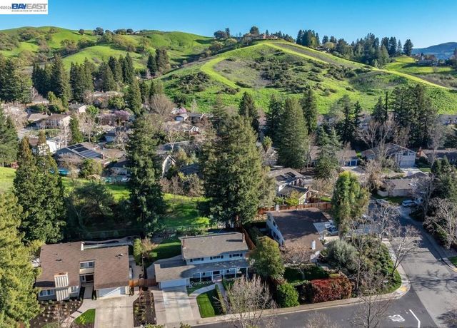 14 14 E Leeds Ct, Danville, CA 94526