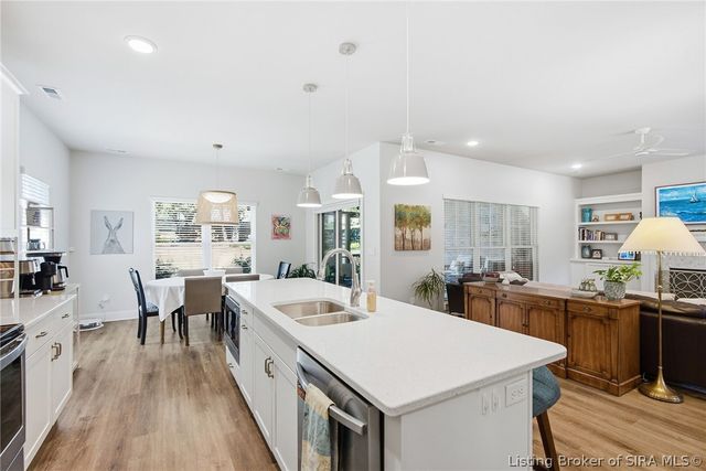 4517 Augusta National Drive, Floyds Knobs, IN 47119