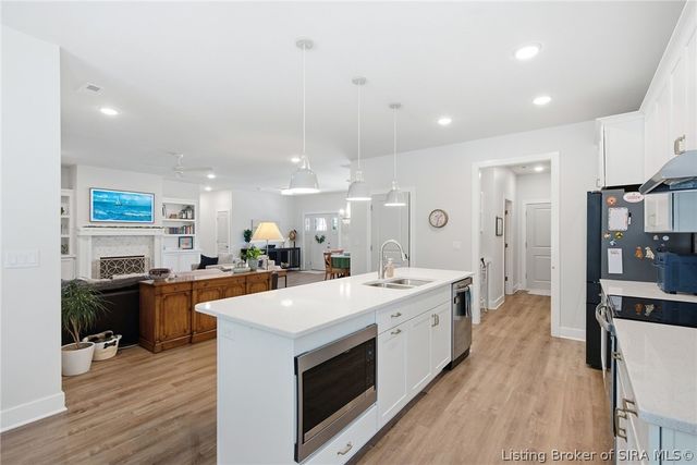 4517 Augusta National Drive, Floyds Knobs, IN 47119