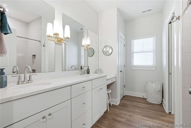 4517 Augusta National Drive, Floyds Knobs, IN 47119