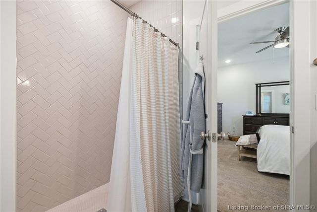 4517 Augusta National Drive, Floyds Knobs, IN 47119