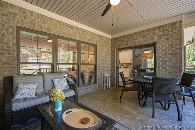 4517 Augusta National Drive, Floyds Knobs, IN 47119
