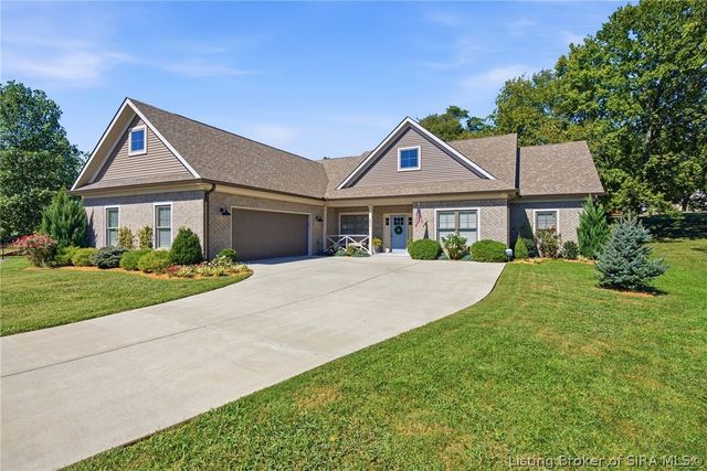 4517 Augusta National Drive, Floyds Knobs, IN 47119