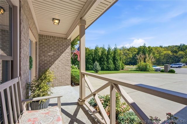 4517 Augusta National Drive, Floyds Knobs, IN 47119