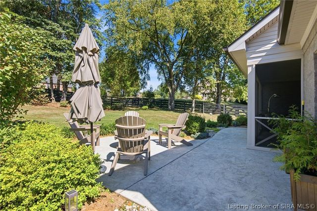 4517 Augusta National Drive, Floyds Knobs, IN 47119