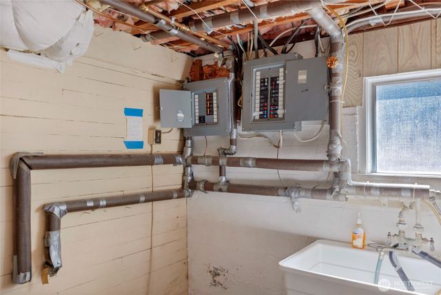 5316 East Drive, Everett, WA 98203