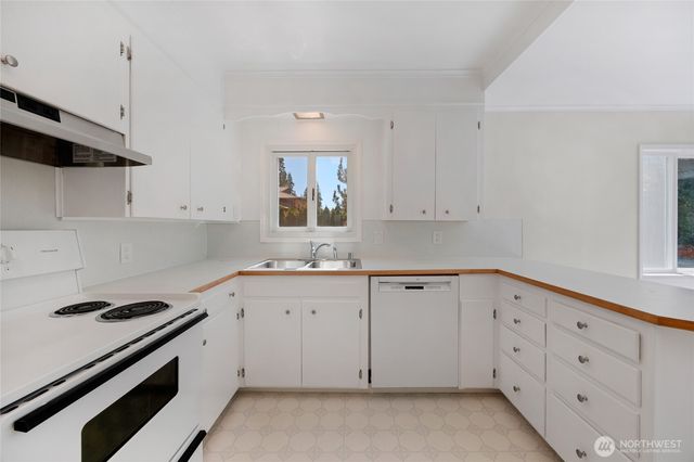 5316 East Drive, Everett, WA 98203