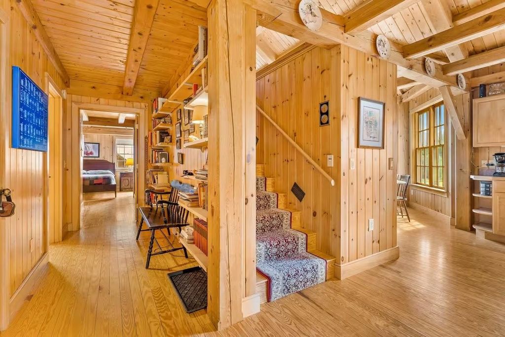 Image 12 of property listing at 65 Bentley Lane, Jericho, VT 05465