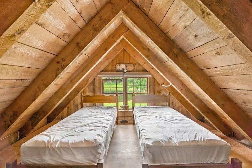 Image 45 of property listing at 65 Bentley Lane, Jericho, VT 05465