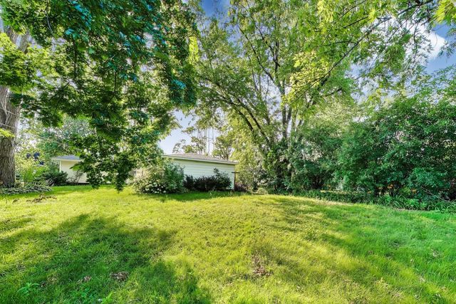 249 Sunrise Avenue, Willowbrook, IL 60527