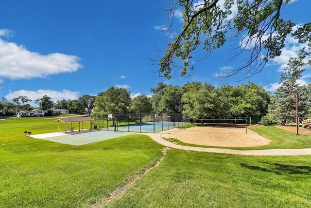 249 Sunrise Avenue, Willowbrook, IL 60527