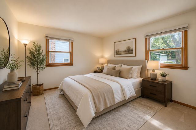 249 Sunrise Avenue, Willowbrook, IL 60527