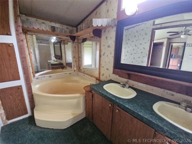 23151 W 171st Street S, Kellyville, OK 74039