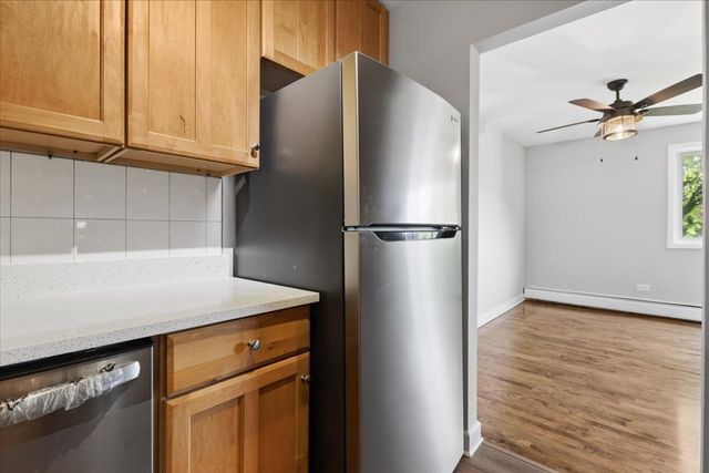 1415 W Pratt Boulevard 303, Chicago, IL 60626
