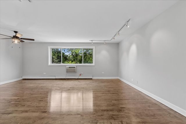 1415 W Pratt Boulevard 303, Chicago, IL 60626