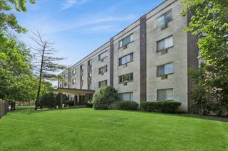1415 W Pratt Boulevard 303, Chicago, IL 60626