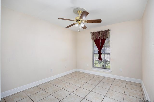 16522 Batavia Ave, Baton Rouge, LA 70817