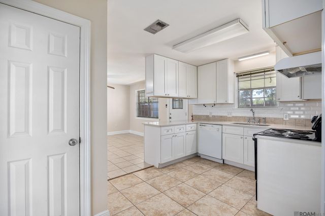 16522 Batavia Ave, Baton Rouge, LA 70817