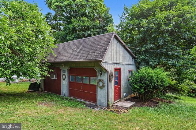 623 RIDGE RD, Lewisberry, PA 17339