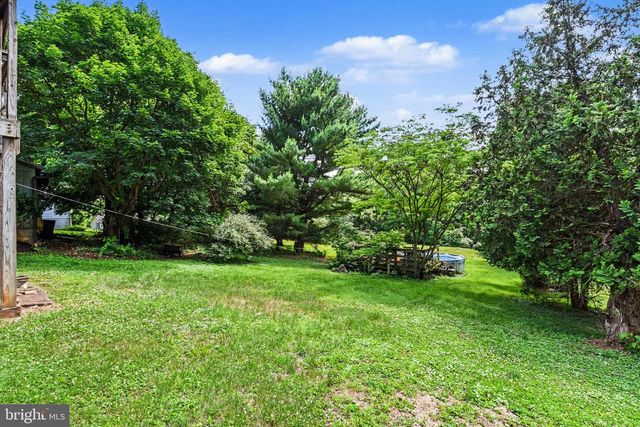 623 RIDGE RD, Lewisberry, PA 17339