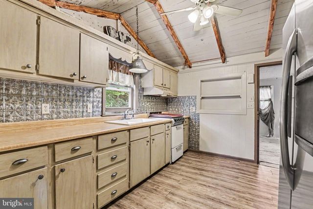 623 RIDGE RD, Lewisberry, PA 17339
